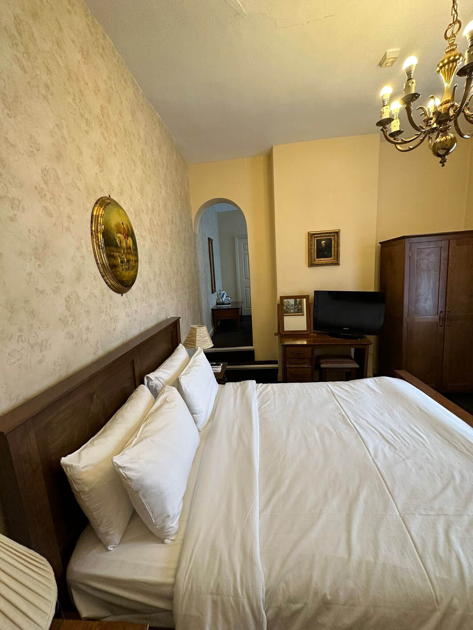 Double Room Hotel Glastonbury 4