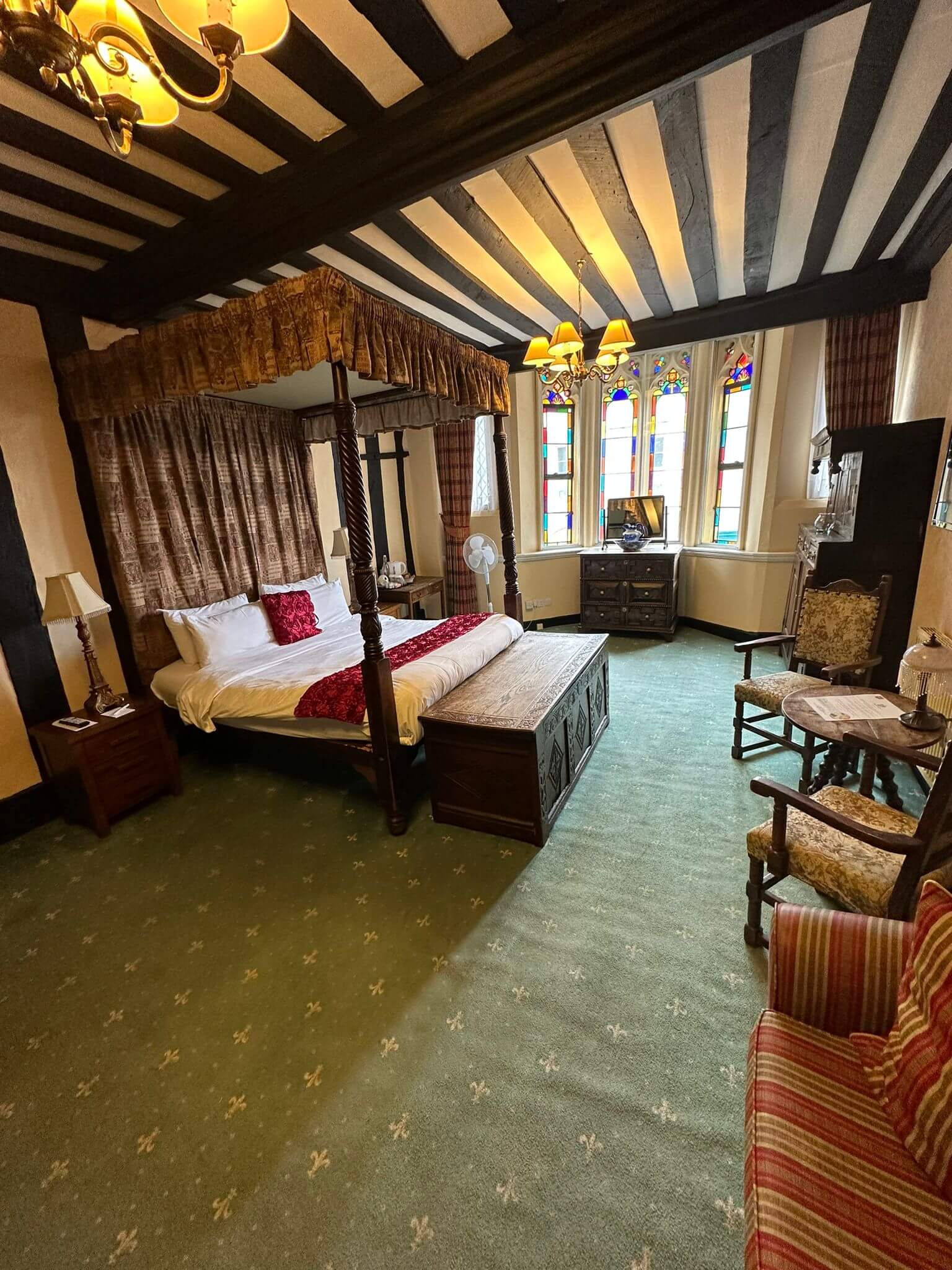 Foster Poster Room Hotel Glastonbury 2